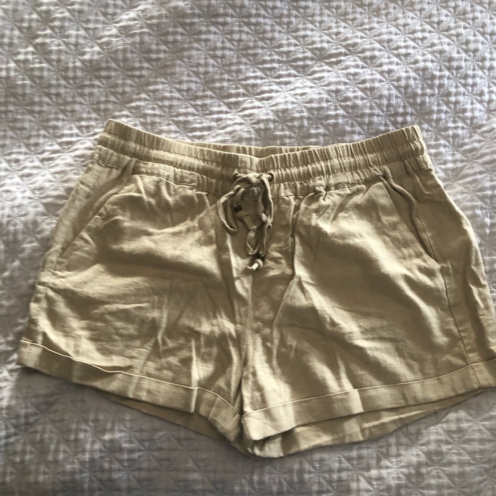 Love Tree Summer Resort Shorts